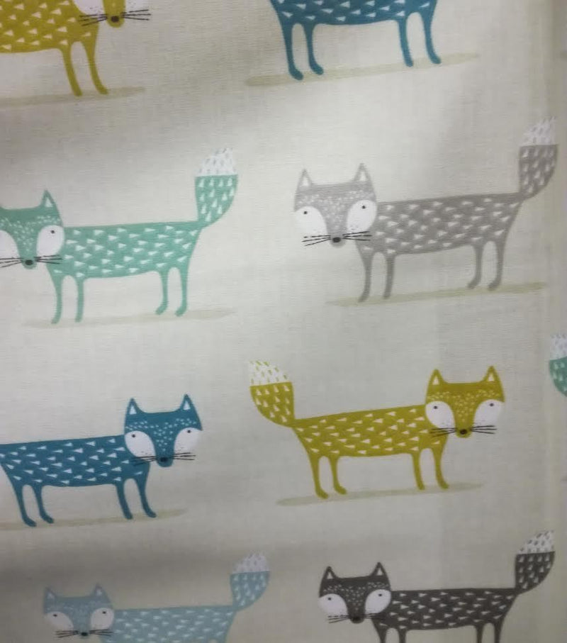 Round Wipe Clean Tablecloth PVC Oilcloth  132cm Foxy Fox Teal