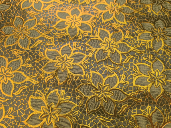 Poinsettia Gold Lace Vinyl Tablecloth 9.5 Metres x 140cm Warehouse Clearance