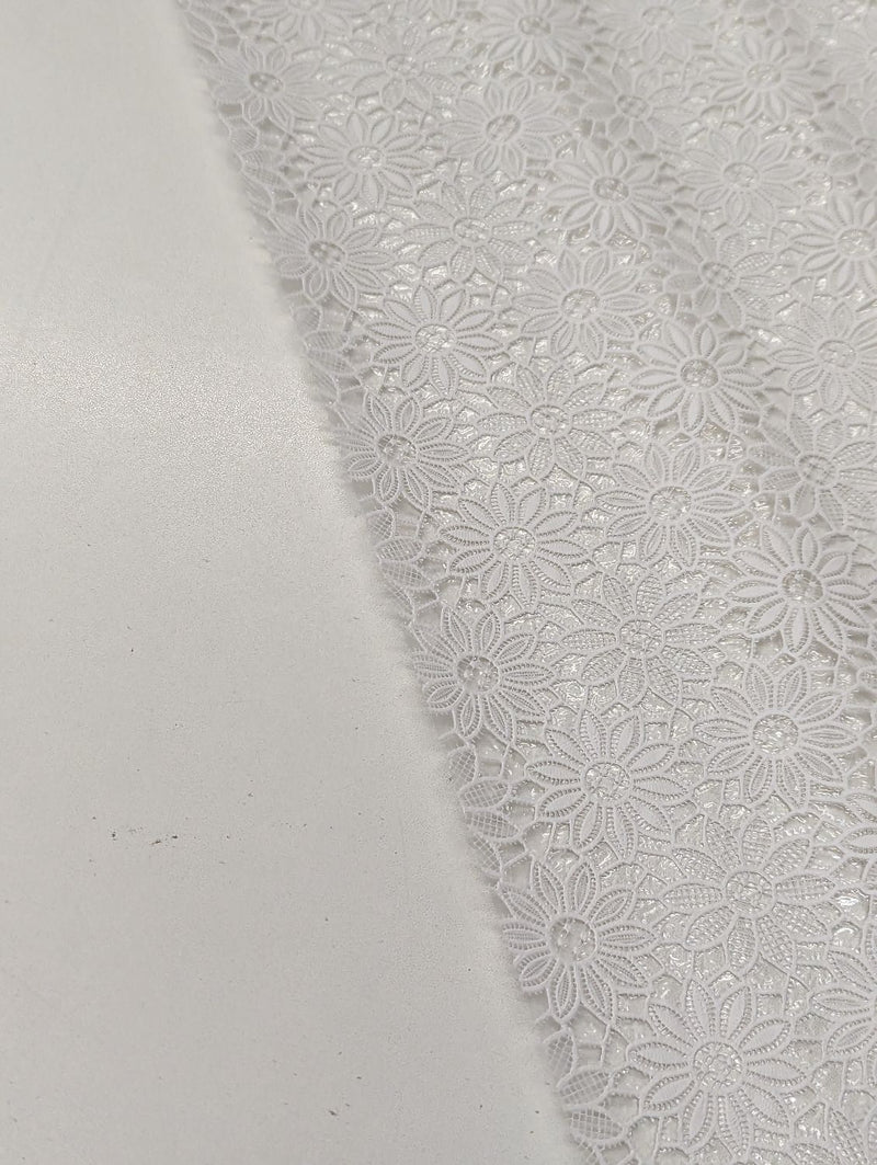 Daisy Floral White PVC Lace Vinyl Oilcloth Tablecloth