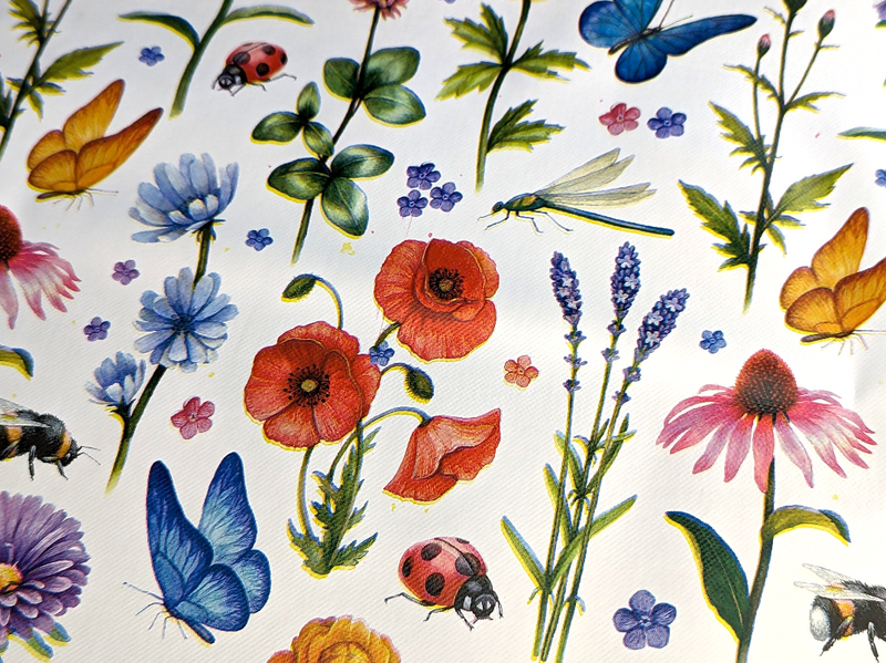 Wildflower Meadow Parasol Hole Wipe Clean Tablecloth Vinyl PVC Round 138cm